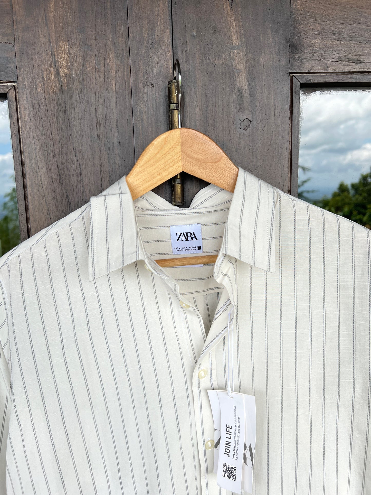 White Gentle Stripe Full Sleeve Shirt