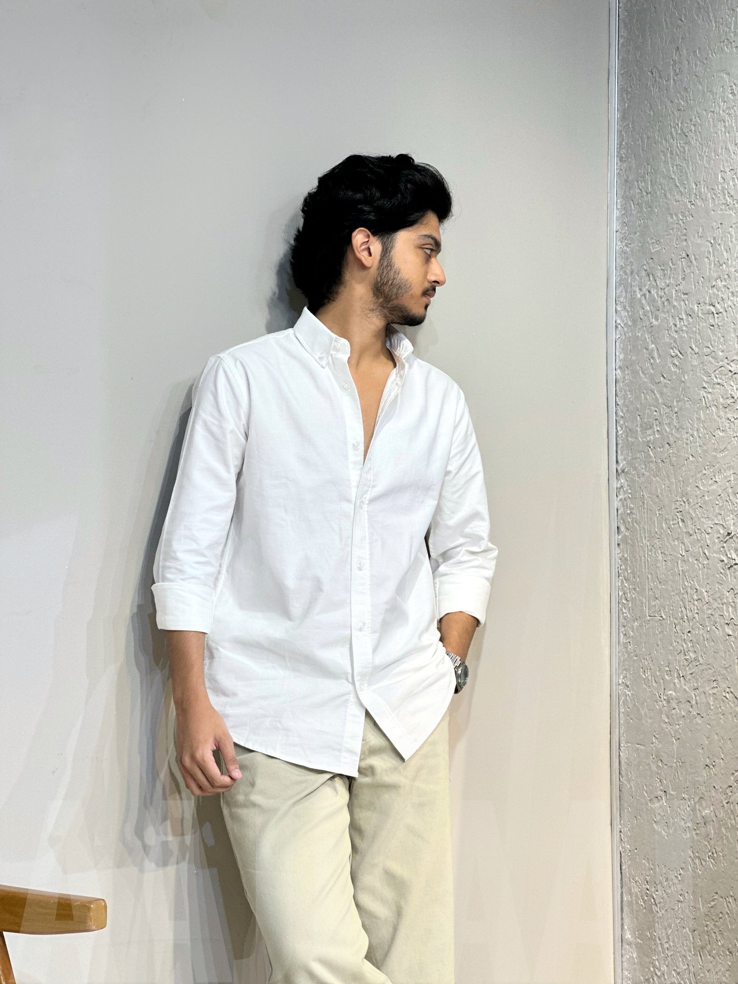 The Earth Tone Fit - White x Olive