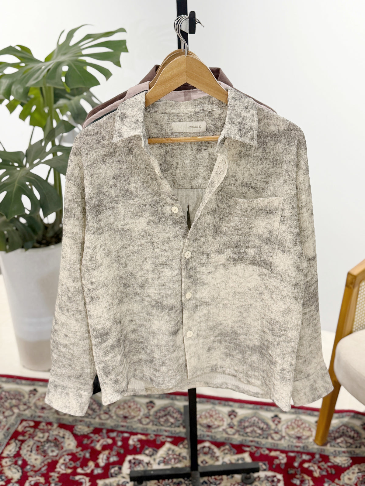 The Drape Shirt - White Smoke Wash.