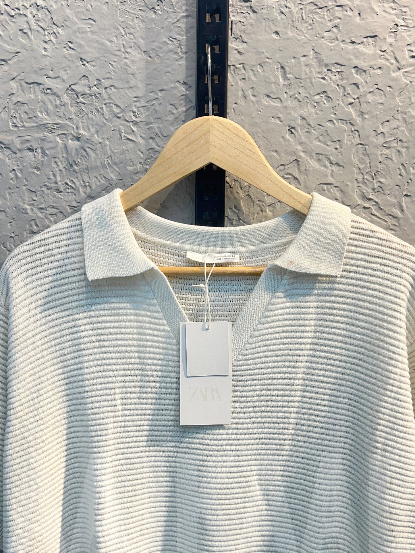 Aajkaal White Knitted Polo Shirt
