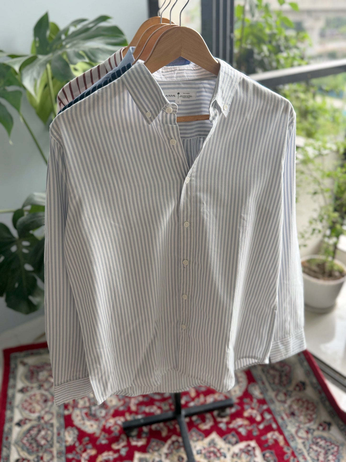 The Finesse Shirt - Stone Blue Stripe