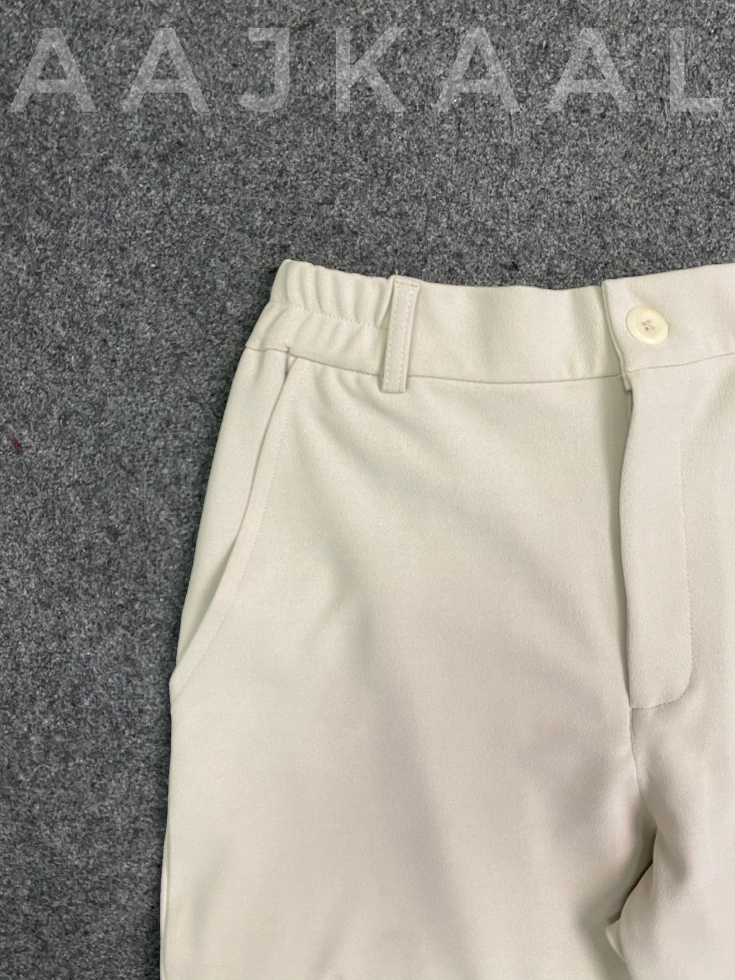 Off-white 6 Pocket Cargo Pants