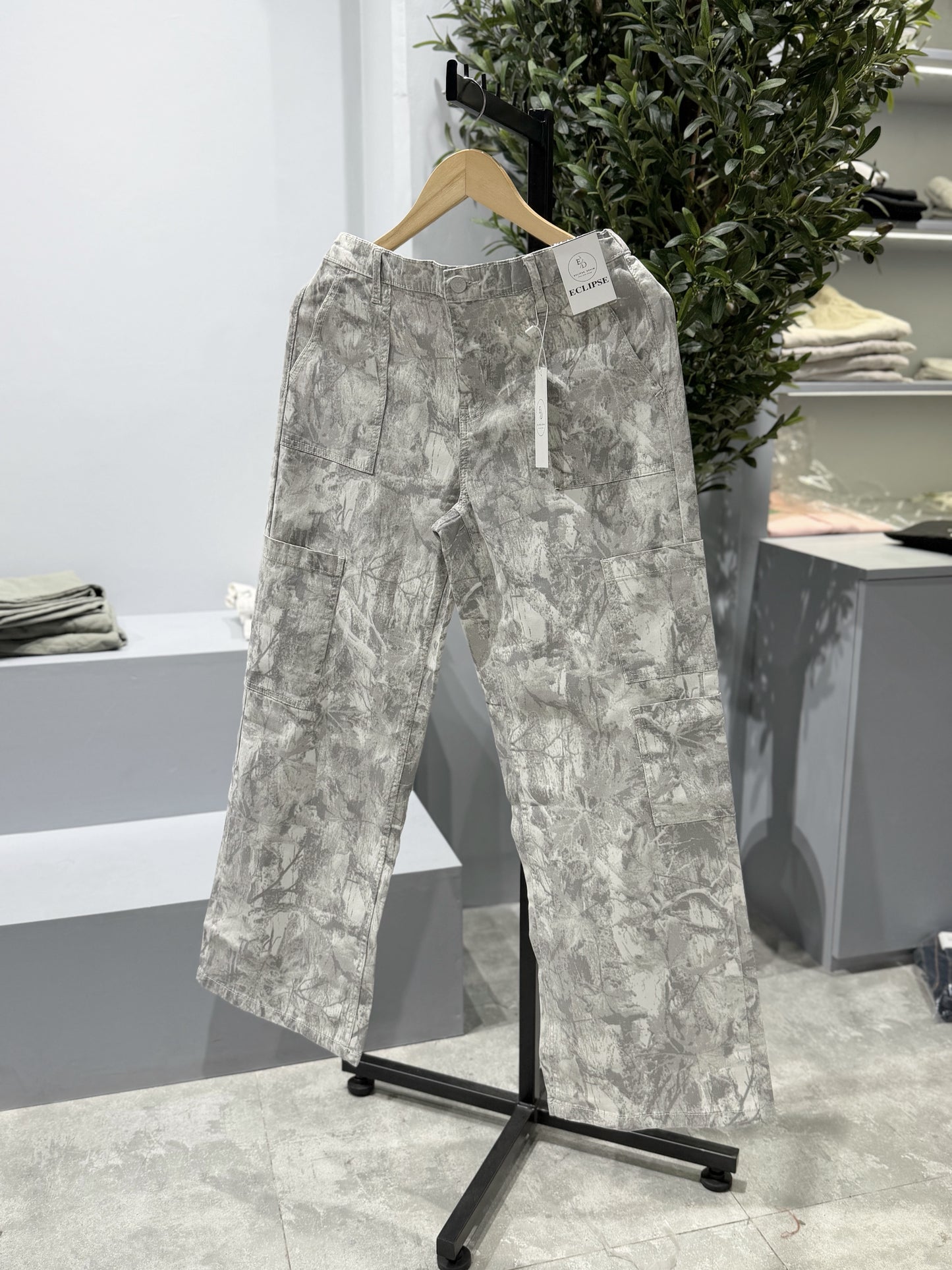 Aajkaal Stone-Wash Canvas Cargo Pant