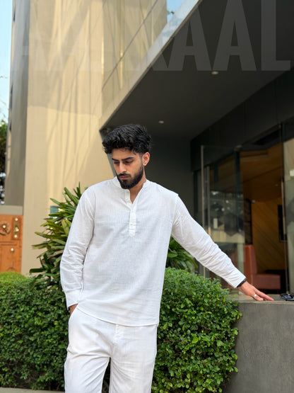 Aajkaal White Henley Katua