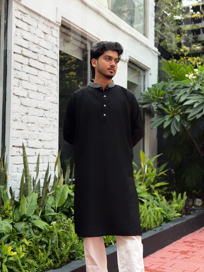 Black Elegant Embroidered Panjabi