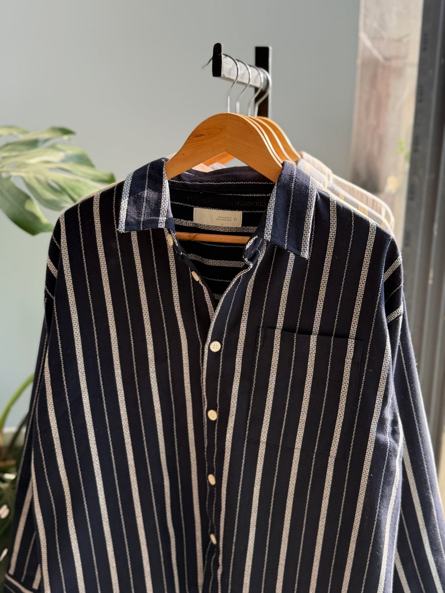 The Textured Drop - Navy Blue Stripe