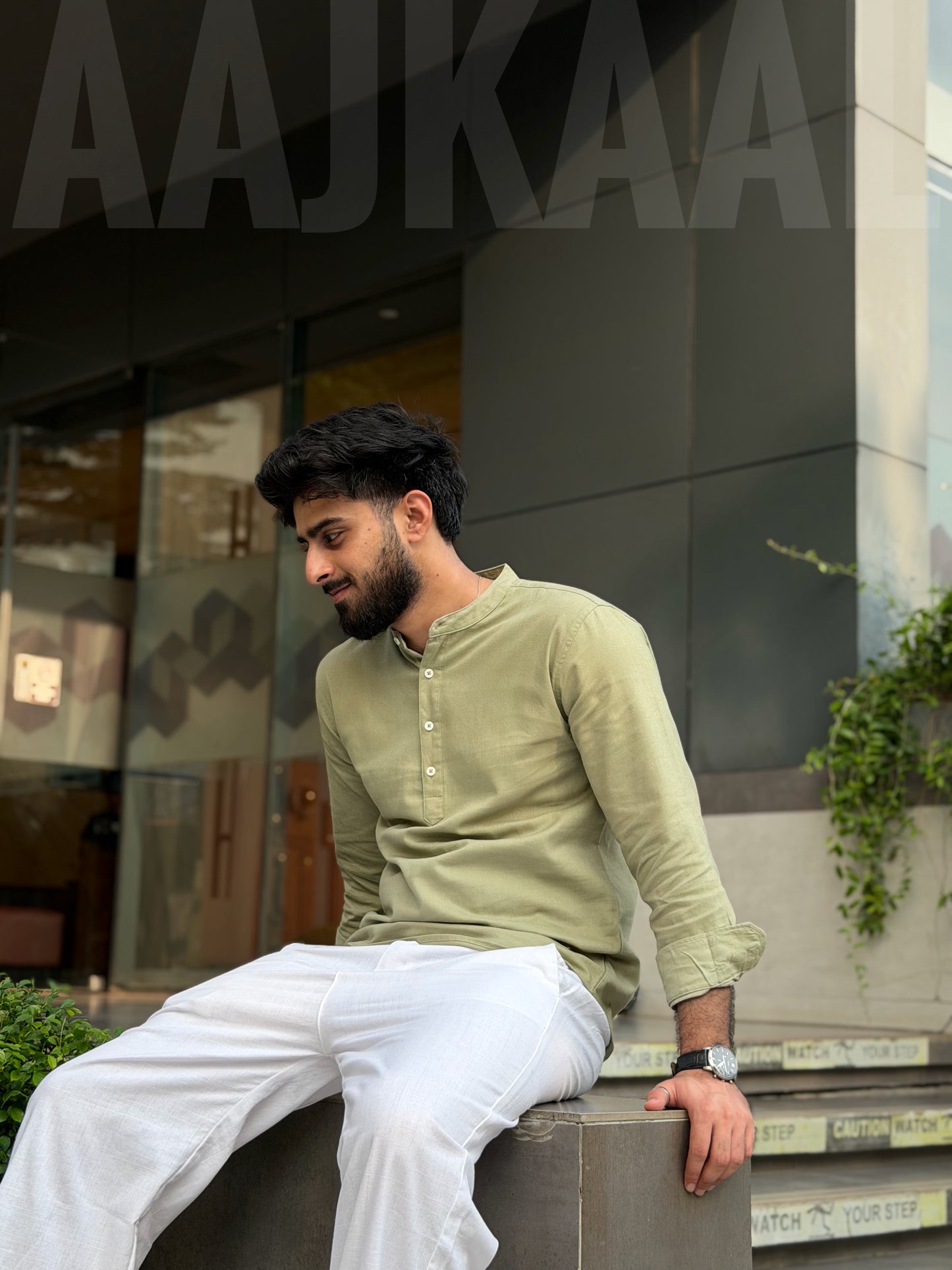 Aajkaal Olive Henley Katua