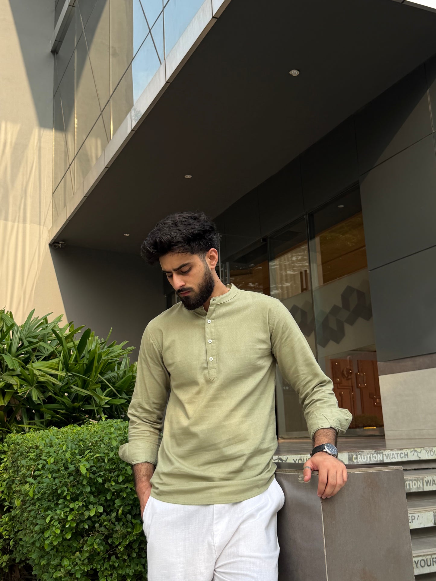 Aajkaal Olive Henley Katua