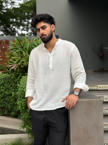 Aajkaal White Line Henley Katua