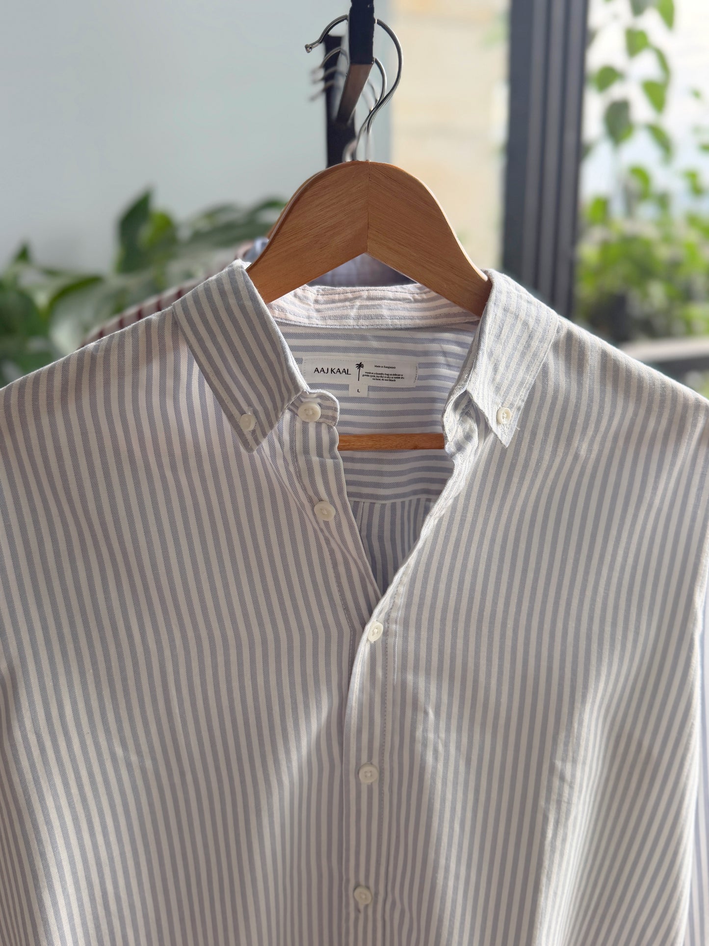 The Finesse Shirt - Stone Blue Stripe
