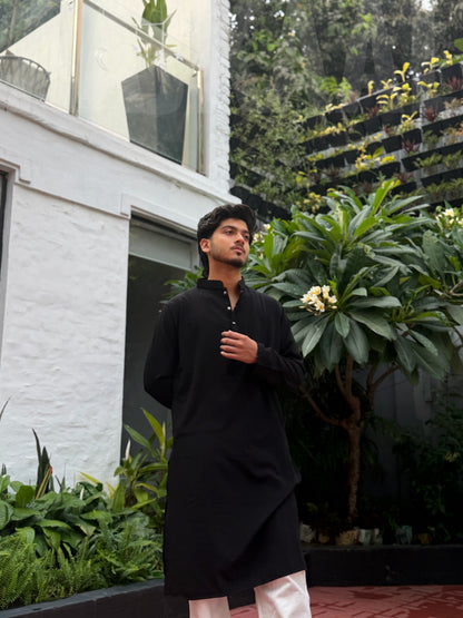 AajKaal Black Minimal Panjabi