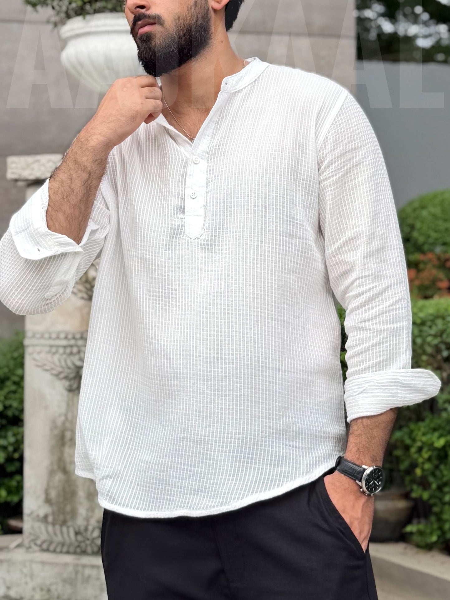 Aajkaal White Line Henley Katua