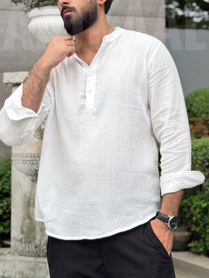 Aajkaal White Line Henley Katua