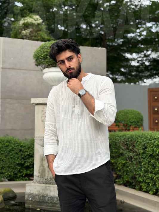 Aajkaal White Line Henley Katua