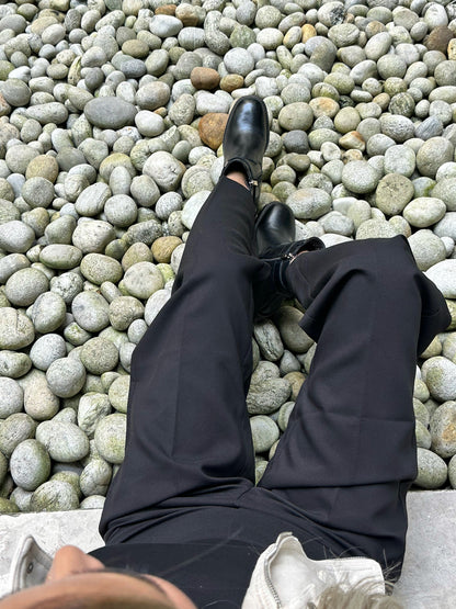 Black Essential Loose Fitted Pant
