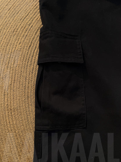6 Pocket Black Gabardine Cargo Pant