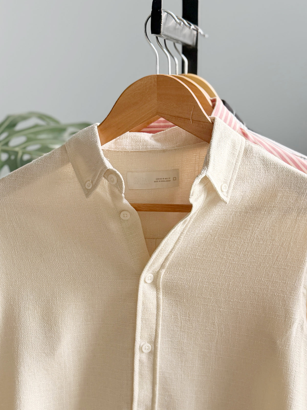 The Textured Regular - Sahara Off-white.