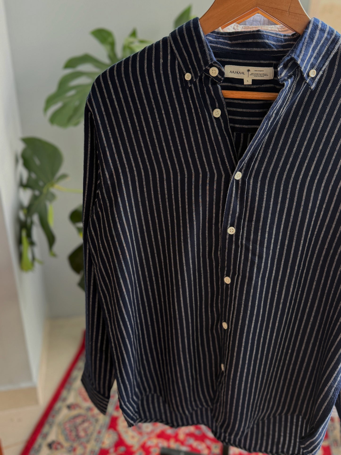 The Finesse Shirt - Navy Blue