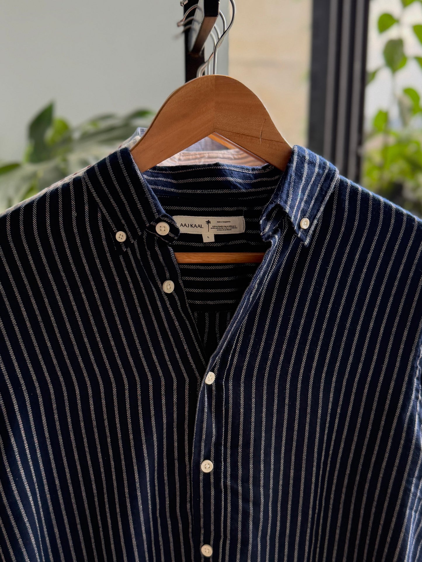 The Finesse Shirt - Navy Blue