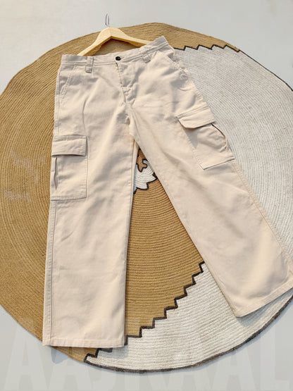 6 Pocket Off-White Gabardine Cargo Pant