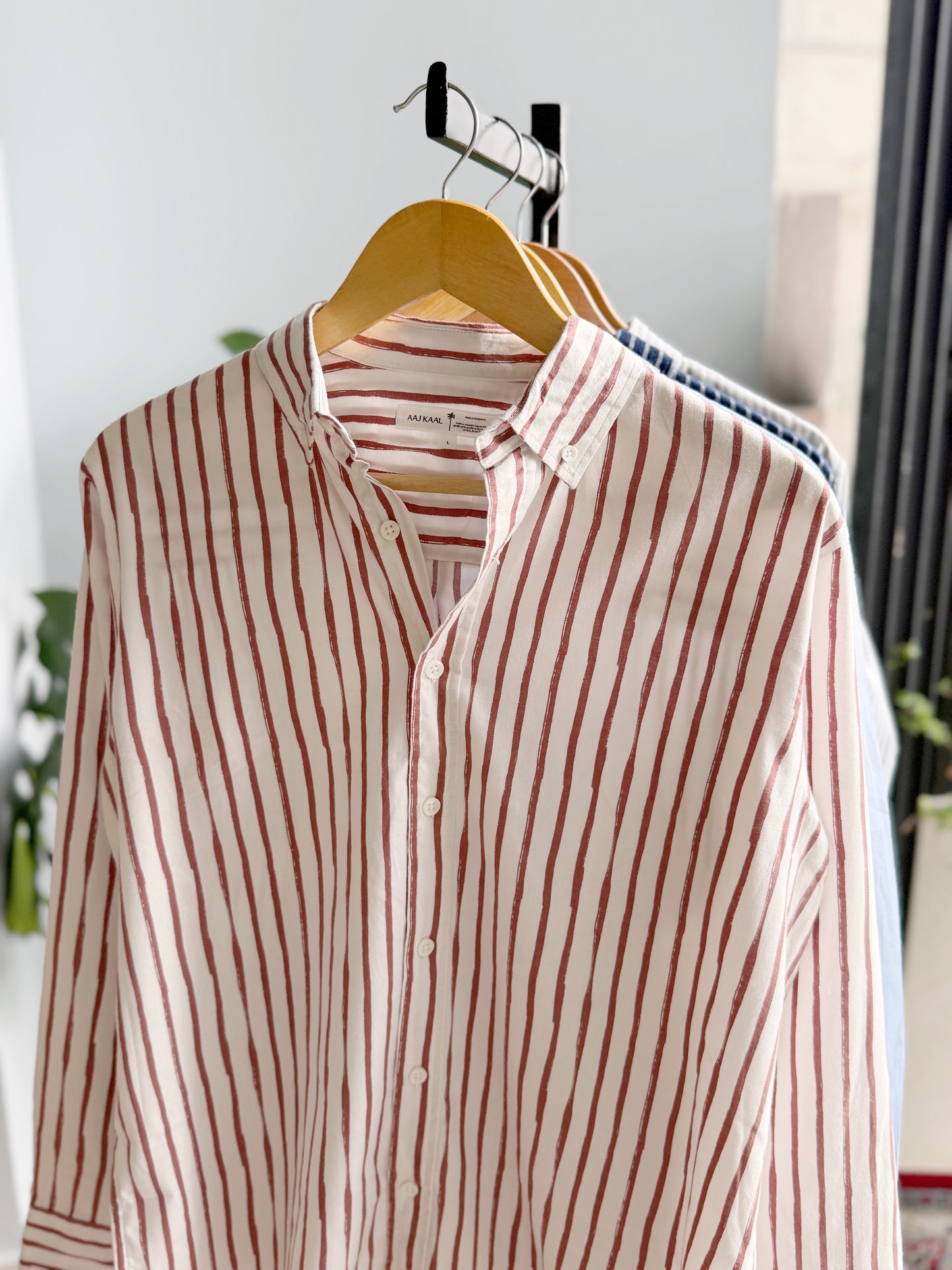 The Finesse Shirt - Rosewood Stripe