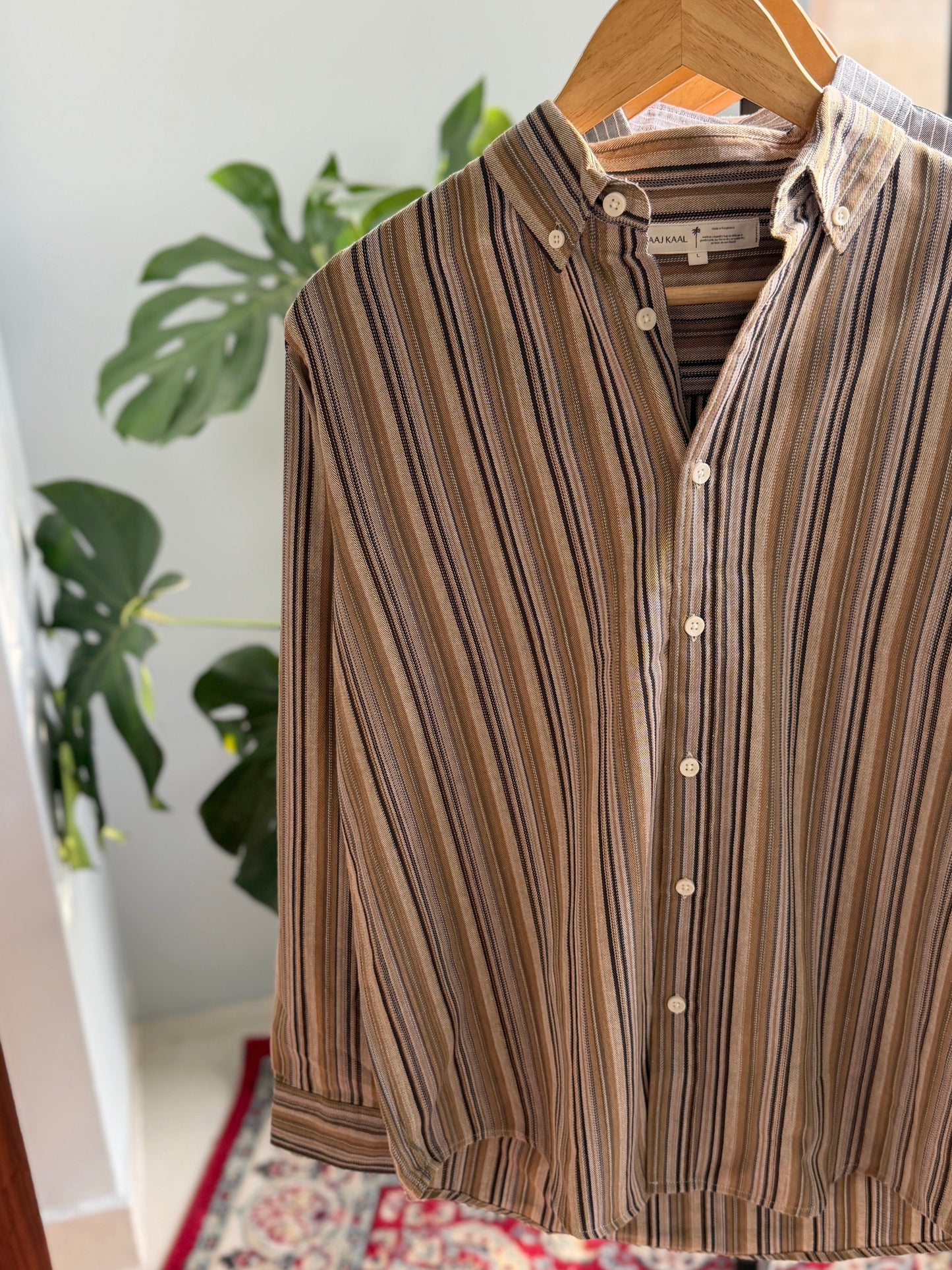 The Finesse Shirt - Mocha Brown Stripe