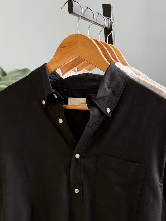 The Noma Linen Shirt - Black