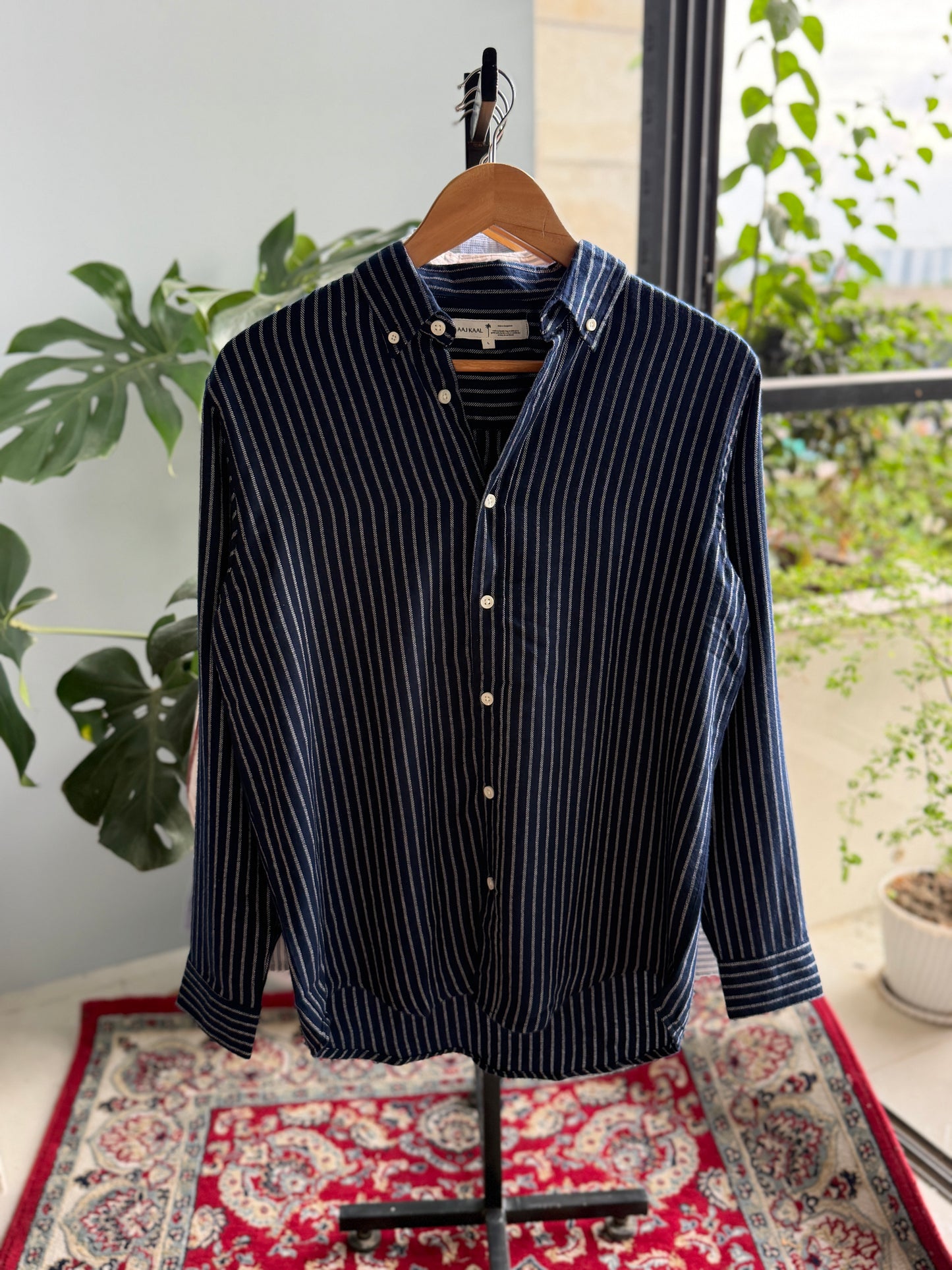 The Finesse Shirt - Navy Blue