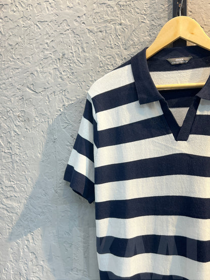Aajkaal White with Blue Big Stripe Knitted Polo Shirt